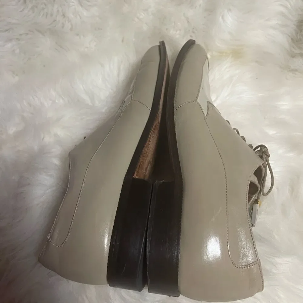 Marco Vicci leather beige and taupe men’s shoes lace with tassel accent SZ13M